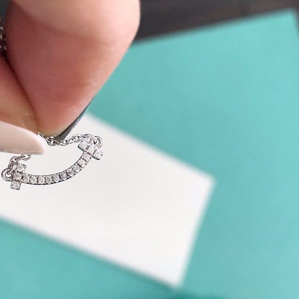 티파니앤코 T 스마일 네크리스 mini 2color [매장가 259만원대]