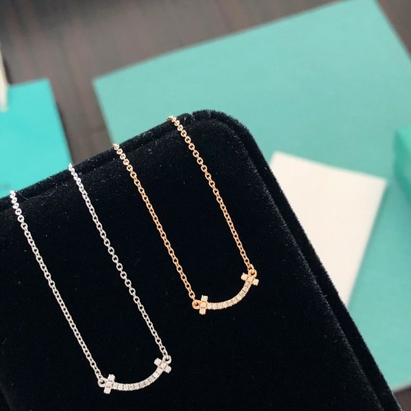 티파니앤코 T 스마일 네크리스 mini 2color [매장가 259만원대]