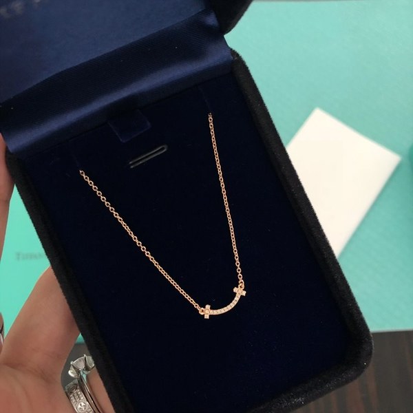 티파니앤코 T 스마일 네크리스 mini 2color [매장가 259만원대]