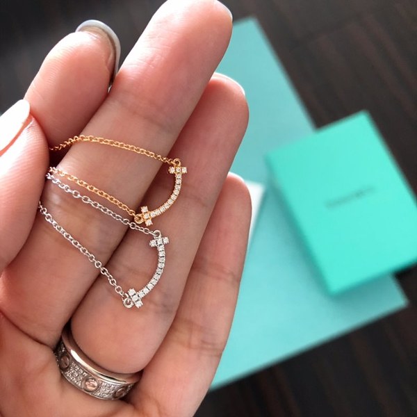 티파니앤코 T 스마일 네크리스 mini 2color [매장가 259만원대]