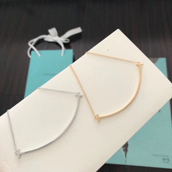 티파니앤코 T 스마일 네크리스 L 2color [매장가 230만원대]