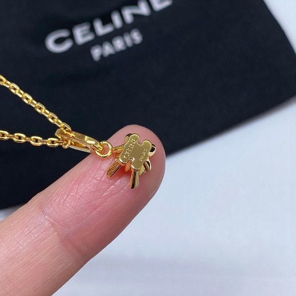 셀린느 트리옹프 솔리테어 목걸이 [매장가 75만원대]