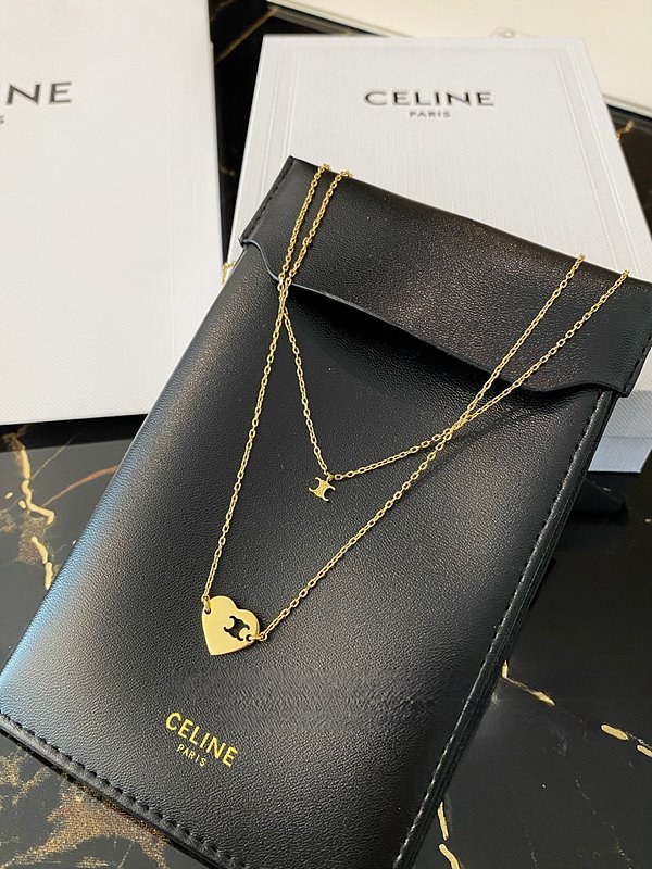 셀린느 트리오페 인 하트 목걸이 [매장가 90만원대]