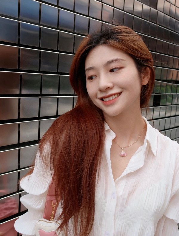 불가리 핑크디바 팬 목걸이 [매장가 240만원대]