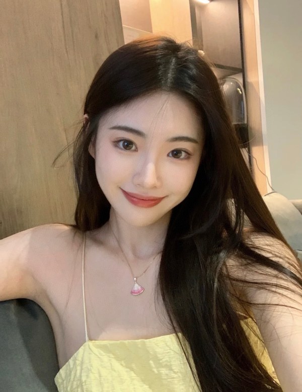 불가리 핑크디바 팬 목걸이 [매장가 240만원대]