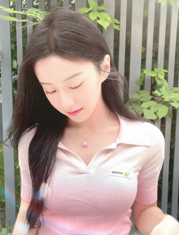 불가리 핑크디바 팬 목걸이 [매장가 240만원대]