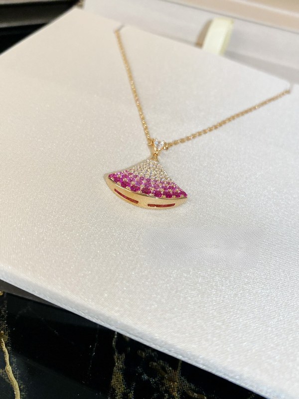 불가리 핑크디바 팬 목걸이 [매장가 240만원대]