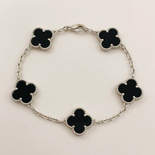 반클리프 빈티지 알함브라 브레이슬릿, 5개 모티브 [매장가 810만원대]