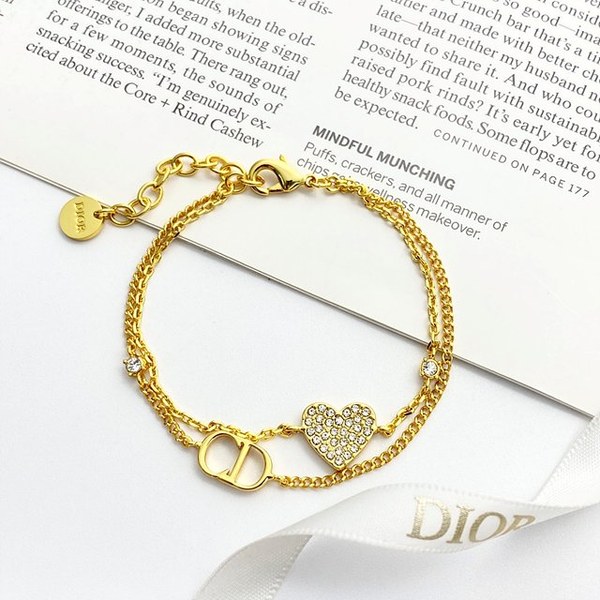 디올 Clair D Lune 팔찌 [매장가 85만원대]