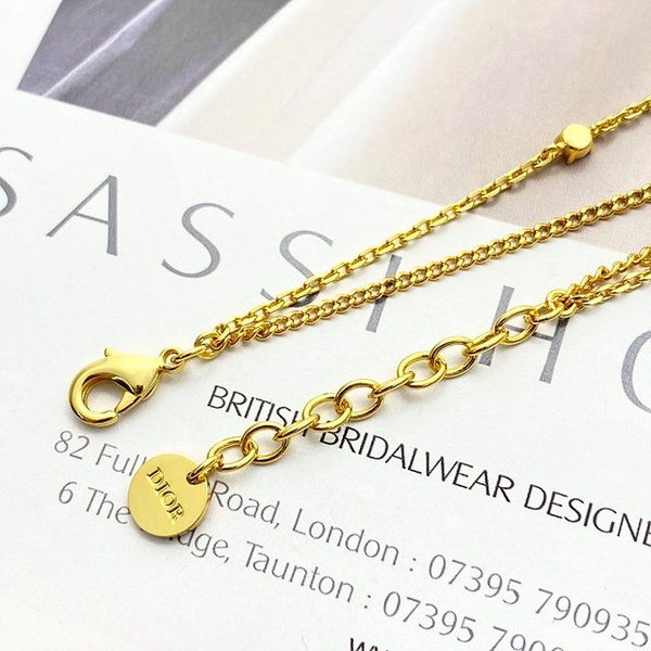 디올 Clair D Lune 팔찌 [매장가 85만원대]