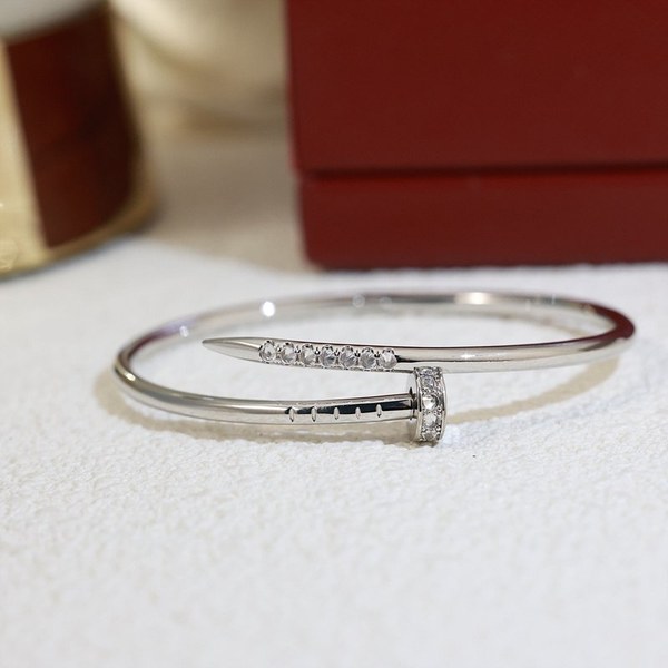 까르띠에 저스트 앵끌루 브레이슬릿 스몰 리버스 세팅 다이아몬드 3color