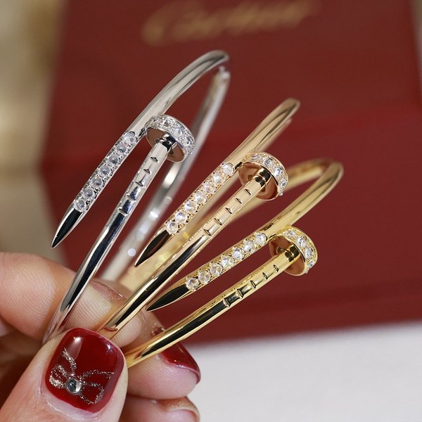 까르띠에 저스트 앵끌루 브레이슬릿 스몰 리버스 세팅 다이아몬드 3color