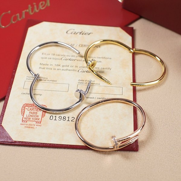 까르띠에 저스트 앵끌루 브레이슬릿 클래식 다이아몬드 3color