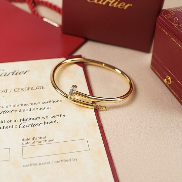 까르띠에 저스트 앵끌루 브레이슬릿 클래식 다이아몬드 3color