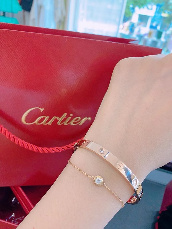 까르띠에 다무르 브레이슬릿 핑크골드 [매장가 148만원대]