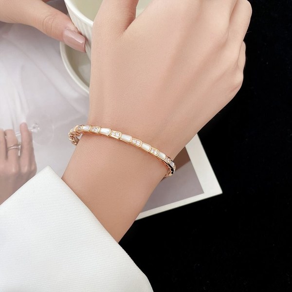 불가리 세르펜티 바이퍼 브레이슬릿 [매장가 1000만원대]