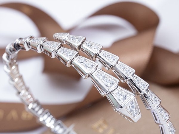 불가리 세르펜티 바이퍼 브레이슬릿 [매장가 1000만원대]