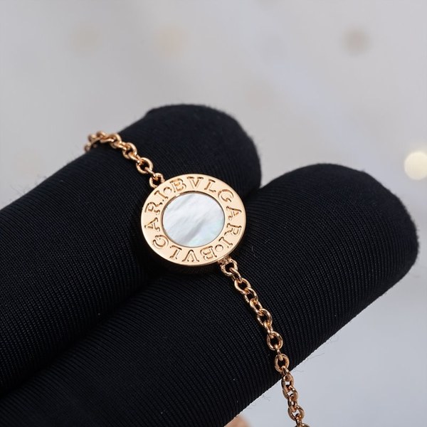 불가리 불가리 브레이슬릿 [매장가 620만원대]