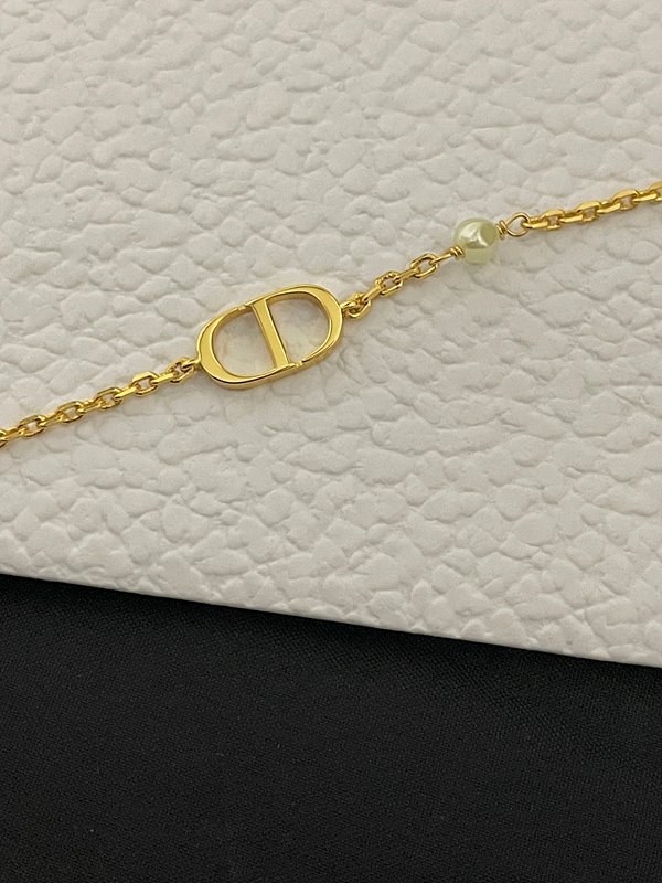 디올 Petit CD 팔찌 [매장가 55만원대]