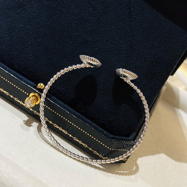 부쉐론 세뻥 보헴 브레이슬릿 S 모티브 [매장가 1600만원대]