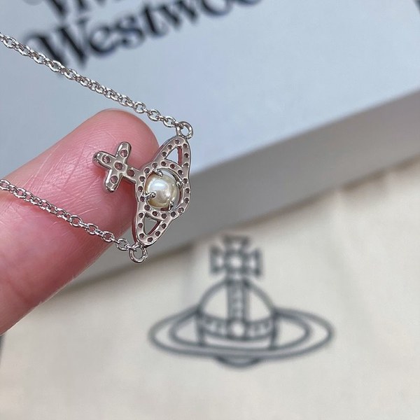 비비안웨스트우드 올림피아 펄 체인 팔찌 [매장가 33만원대]