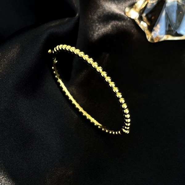 반클리프 뻬를리 브레이슬릿 3color [매장가 690만원대]