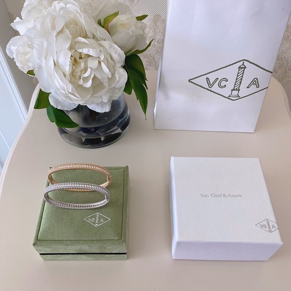 반클리프 뻬를리 다이아몬드 브레이슬릿 2color