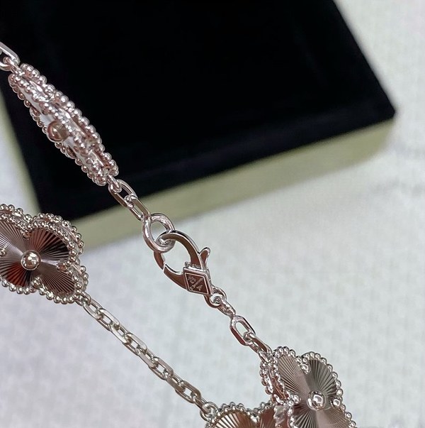 반클리프 빈티지 알함브라 브레이슬릿