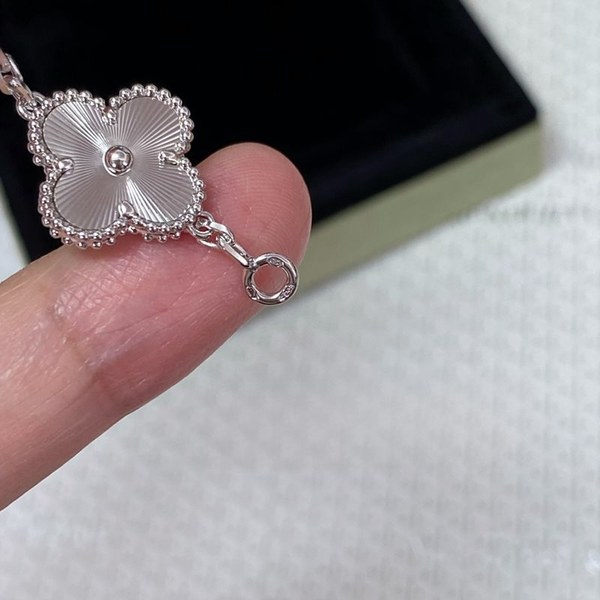 반클리프 빈티지 알함브라 브레이슬릿