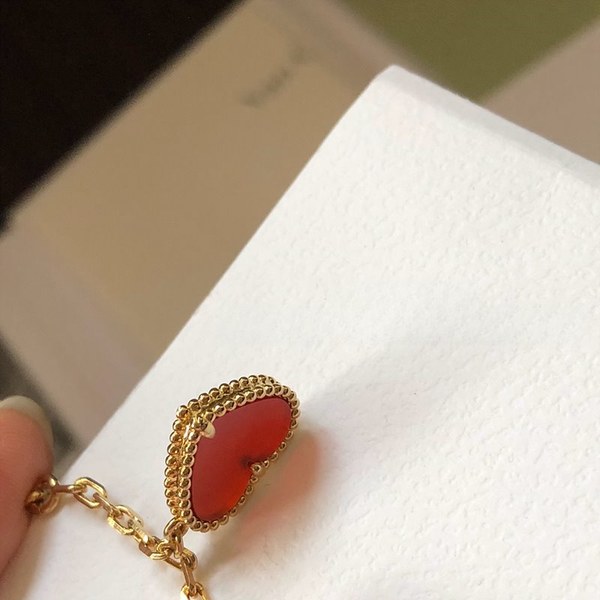 반클리프 럭키 알함브라 브레이슬릿 [매장가 750만원대]