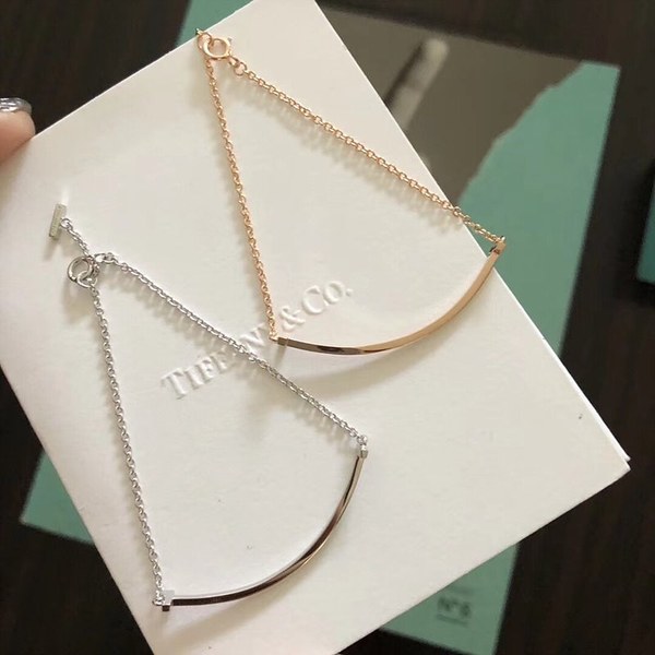 티파니앤코 T 스마일 브레이슬릿 2color [매장가 163만원대]