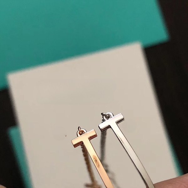 티파니앤코 T 스마일 브레이슬릿 2color [매장가 163만원대]