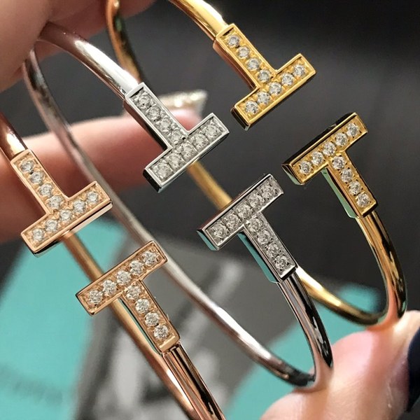 티파니앤코 T 다이아몬드 와이어 브레이슬릿 3color [매장가 740만원대]