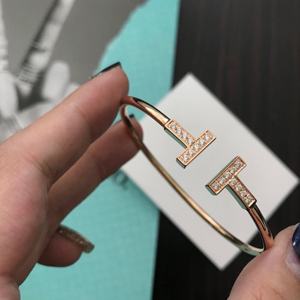 티파니앤코 T 다이아몬드 와이어 브레이슬릿 3color [매장가 740만원대]