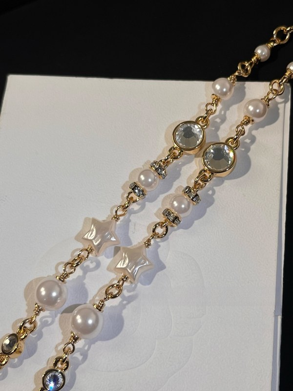 샤넬 진주 다이아 팔찌 [매장가 180만원대]