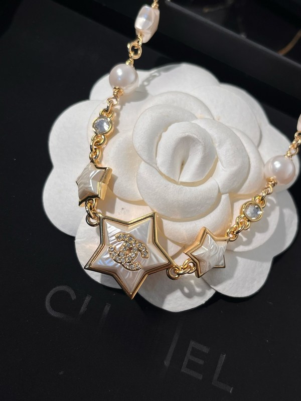 샤넬 진주 다이아 팔찌 [매장가 180만원대]