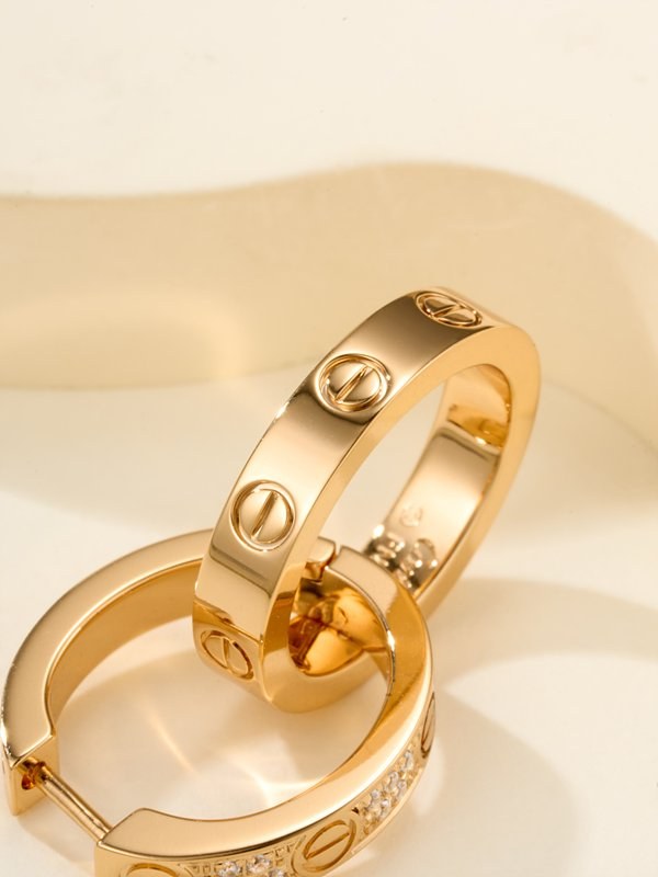 까르띠에 LOVE 이어링 세미 파베 2color