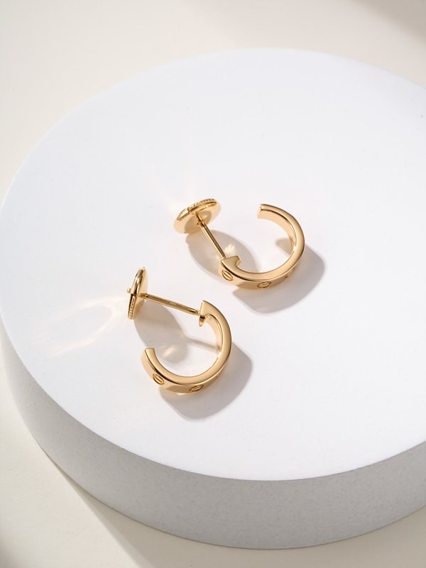 까르띠에 LOVE 후프 이어링 스몰 3color [매장가 356만원대]