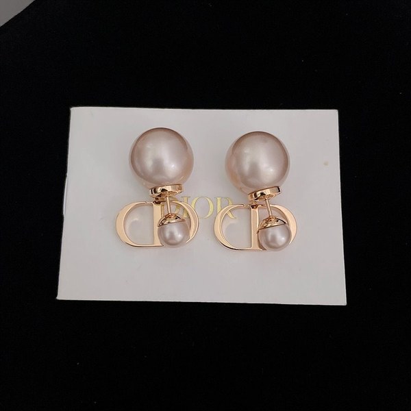 디올 Tribales 귀걸이 [매장가 75만원대]