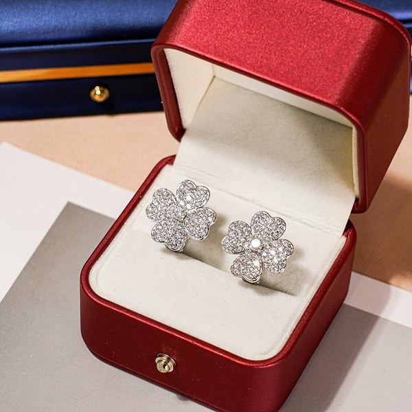 반클리프 코스모스 이어링