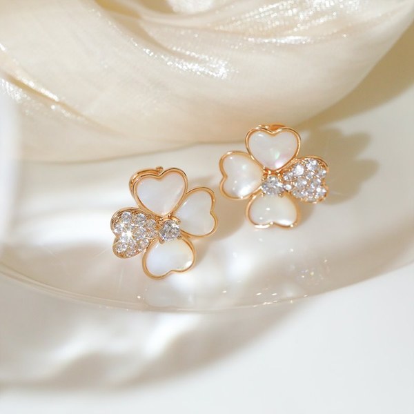 반클리프 코스모스 이어링