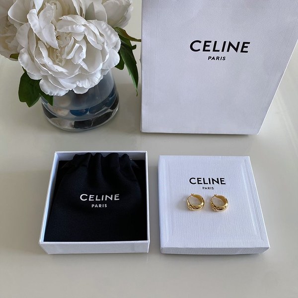 셀린느 트리옹프 볼드 후프 [매장가 84만원대]