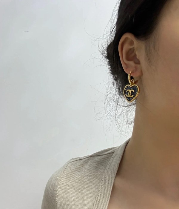 샤넬 하트 링 귀걸이 [매장가 148만원대]