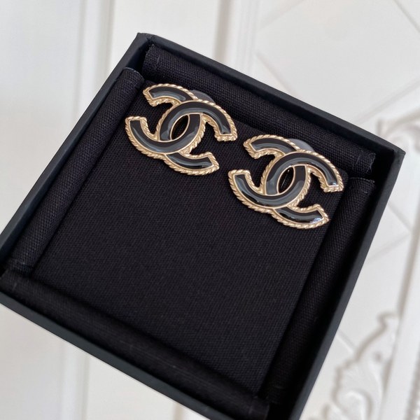 샤넬 귀걸이 [매장가 128만원대]