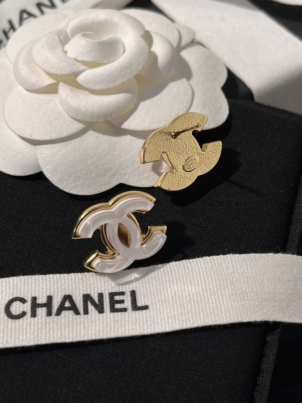 샤넬 귀걸이 [매장가 180만원대]