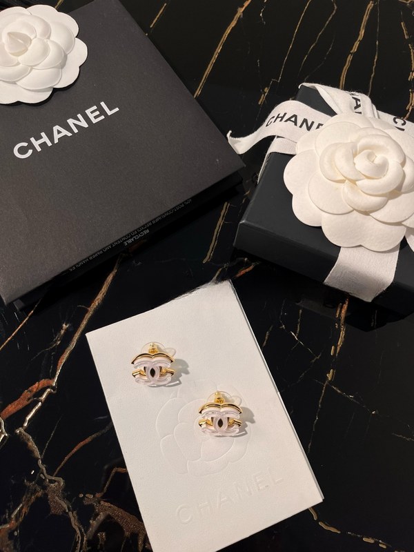 샤넬 귀걸이 [매장가 180만원대]