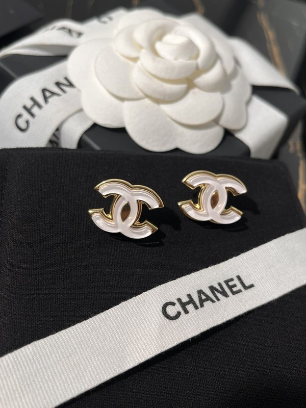 샤넬 귀걸이 [매장가 180만원대]