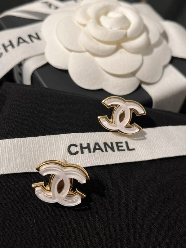 샤넬 귀걸이 [매장가 180만원대]