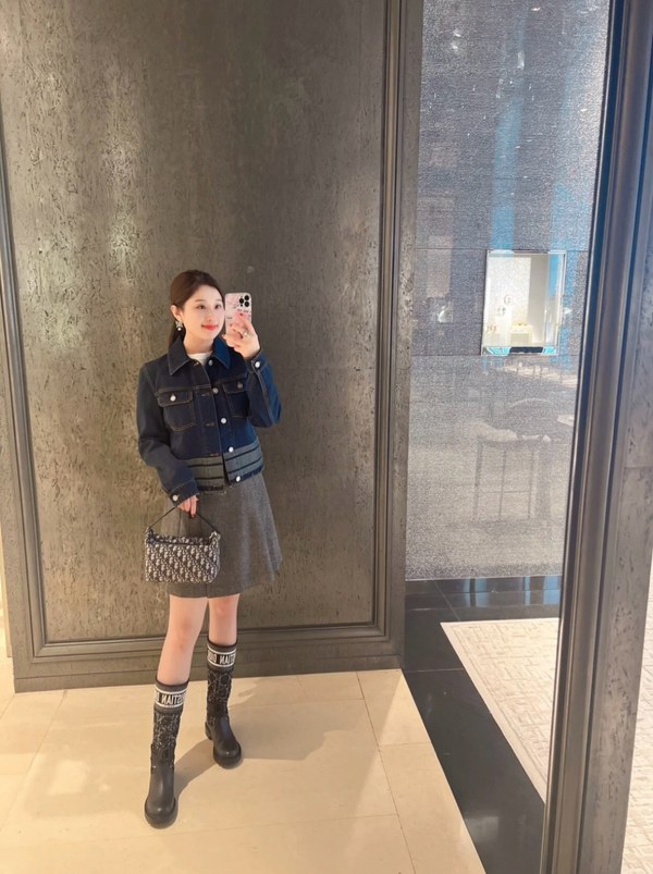 디올 나비 진주 귀걸이 [매장가 180만원대]