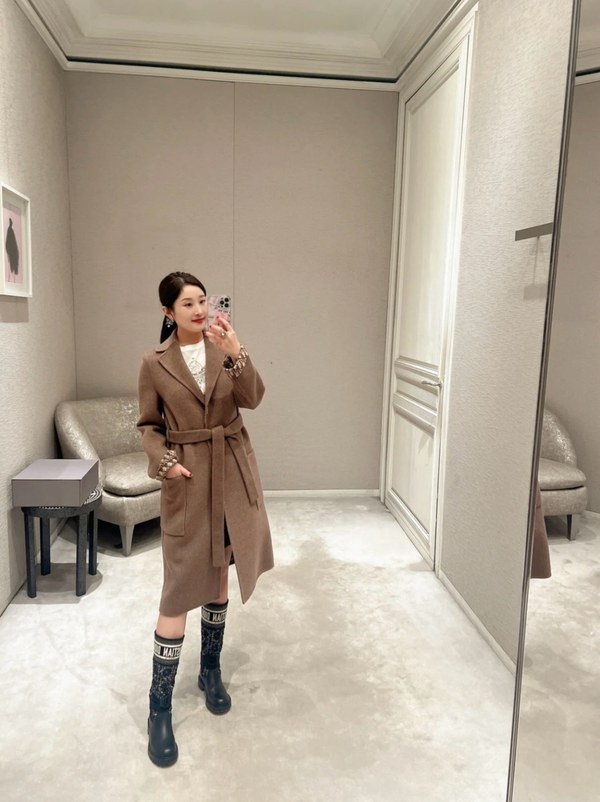 디올 나비 진주 귀걸이 [매장가 180만원대]